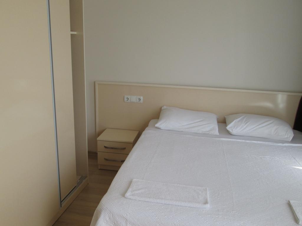 Aza Butik Hotel Kuşadası Ngoại thất bức ảnh