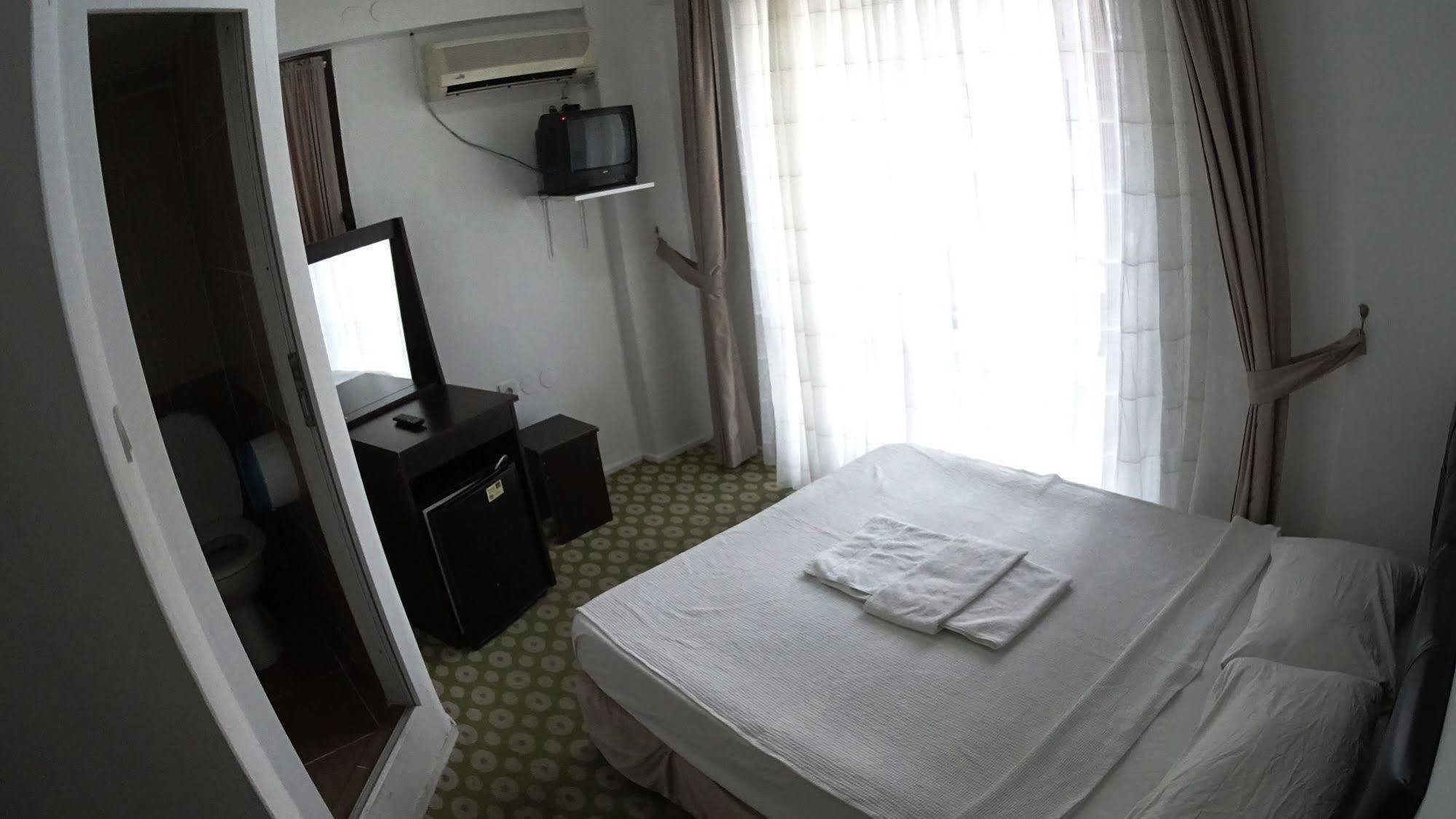 Aza Butik Hotel Kuşadası Ngoại thất bức ảnh