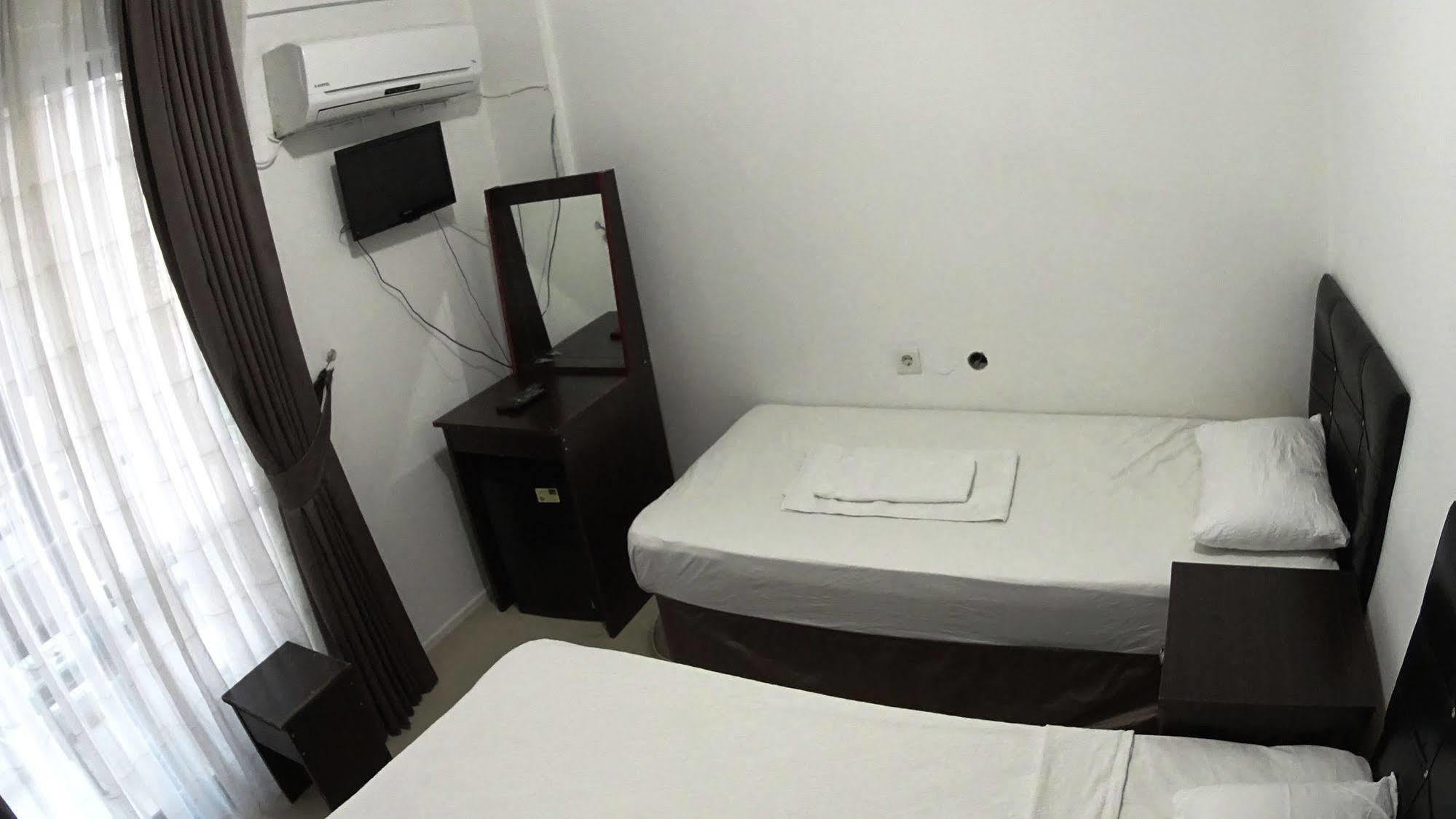 Aza Butik Hotel Kuşadası Ngoại thất bức ảnh