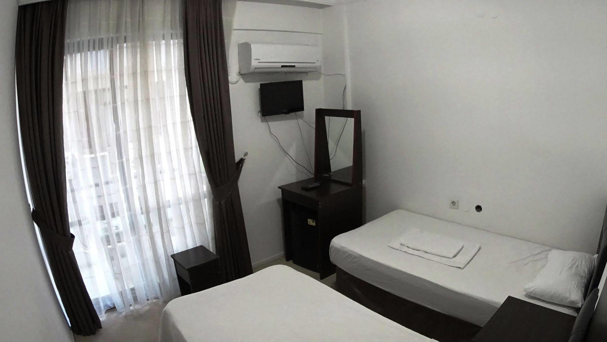 Aza Butik Hotel Kuşadası Ngoại thất bức ảnh